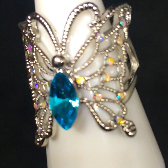 🦋 Butterfly 🦋 W/Colorblust Of Healing  Crystals Ring - Picture 3 of 5
